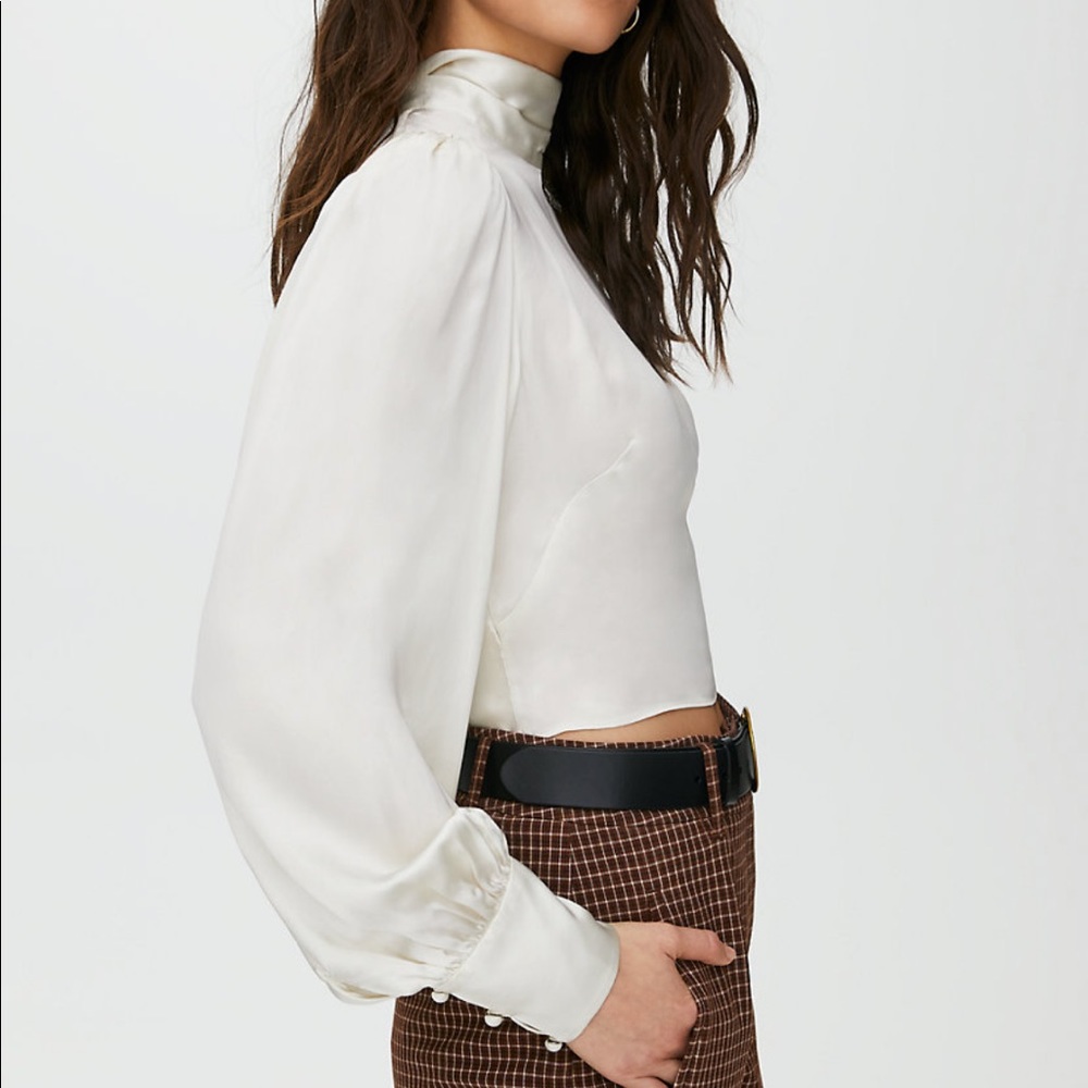 Aritzia Leigh top in XXS